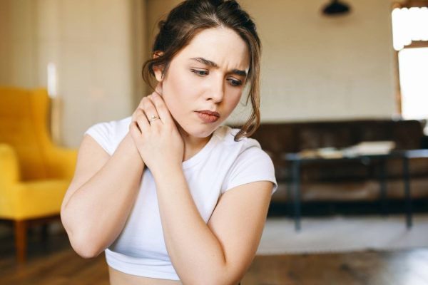 Dolor de Cuello y Cabeza - Sinergia Fisioterapia Especializada Málaga
